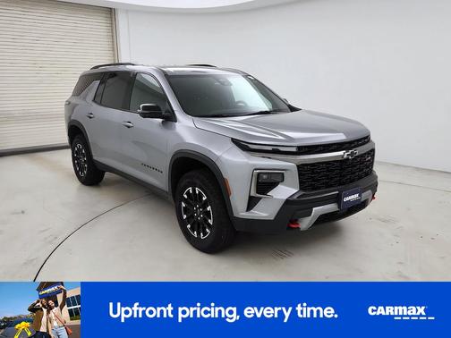 Gray 2024 Chevrolet Traverse Z71