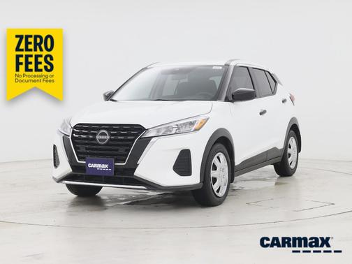 White 2024 Nissan Kicks S