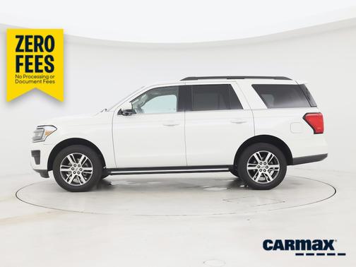 White 2023 Ford Expedition XLT