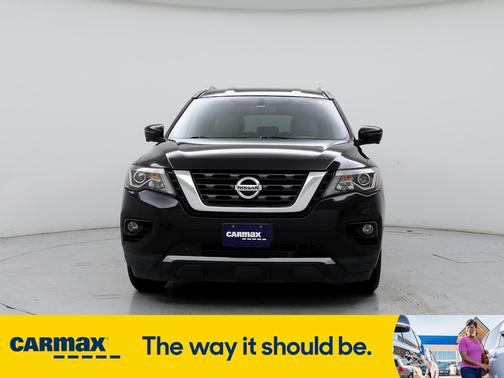 2019 Nissan Pathfinder SL