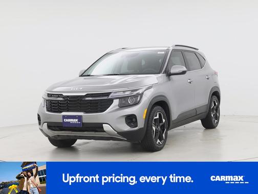 Gray 2024 Kia Seltos EX