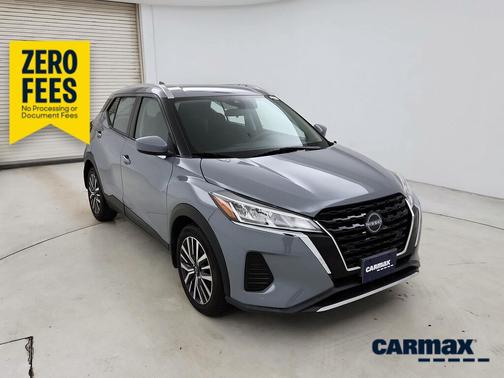 Gray 2022 Nissan Kicks SV