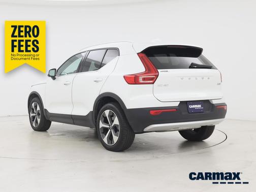 White 2024 Volvo XC40 B5 Plus Bright Theme