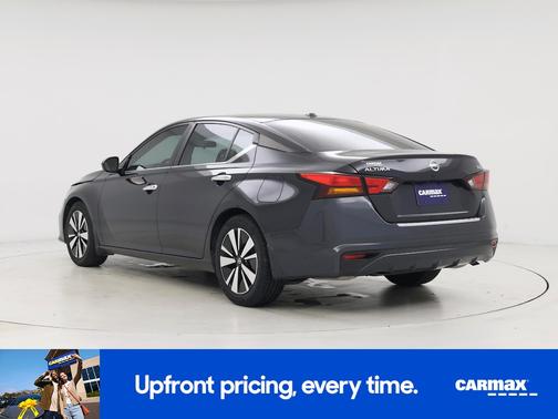 2022 Nissan Altima SV