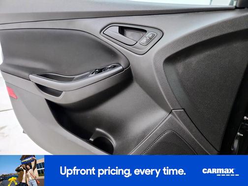 Gray 2017 Ford Focus S