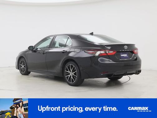 Black 2022 Toyota Camry SE
