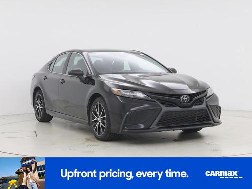 Black 2022 Toyota Camry SE