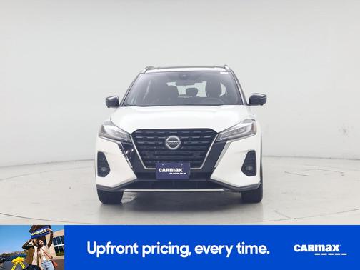 2021 Nissan Kicks SR