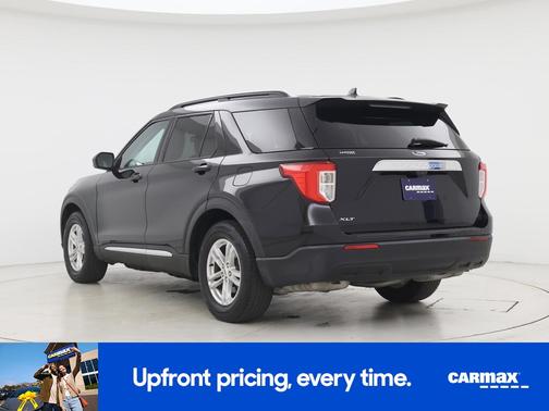 Black 2022 Ford Explorer XLT