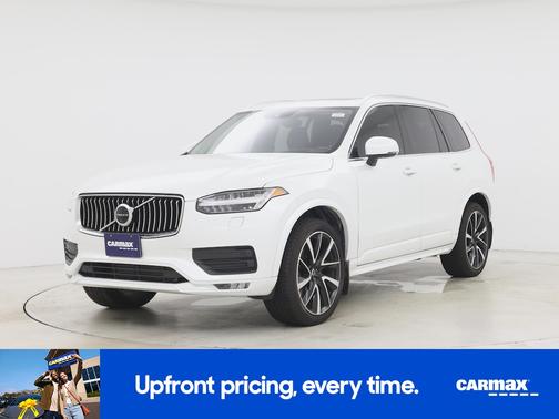 White 2022 Volvo XC90 T6 Momentum