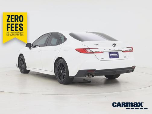 White 2025 Toyota Camry SE