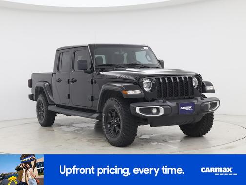 Black 2022 Jeep Gladiator Texas Trail