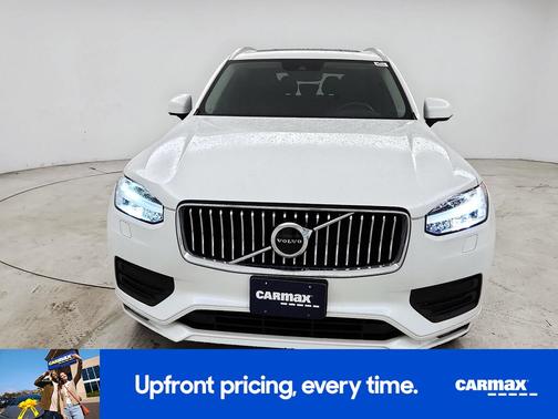 White 2022 Volvo XC90 T5 Momentum