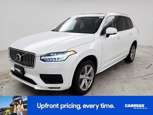 White 2022 Volvo XC90 T5 Momentum