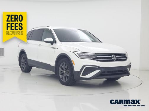 White 2022 Volkswagen Tiguan SE