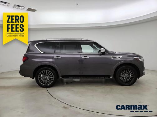 Gray 2023 INFINITI QX80 Sensory
