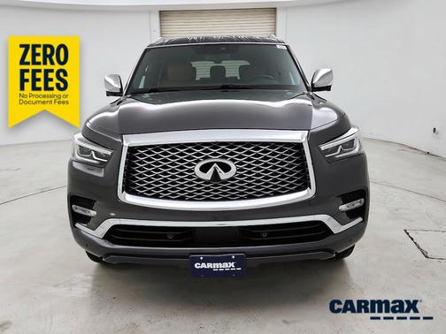 Gray 2023 INFINITI QX80 Sensory