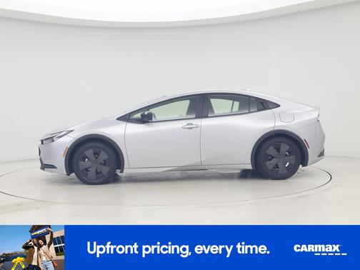 2025 Toyota Prius LE