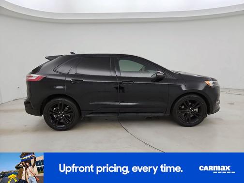 Black 2020 Ford Edge ST