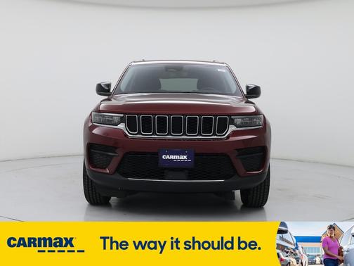 2022 Jeep Grand Cherokee Laredo