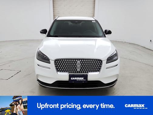 White 2021 Lincoln Corsair Standard