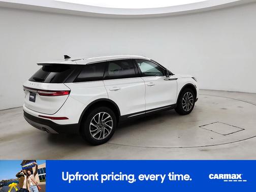 White 2021 Lincoln Corsair Standard