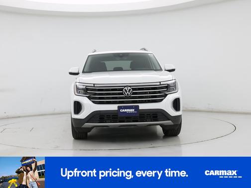 White 2025 Volkswagen Atlas SE w/Tech