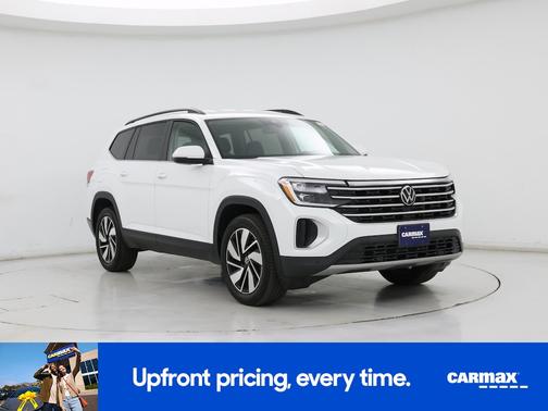 White 2025 Volkswagen Atlas SE w/Tech