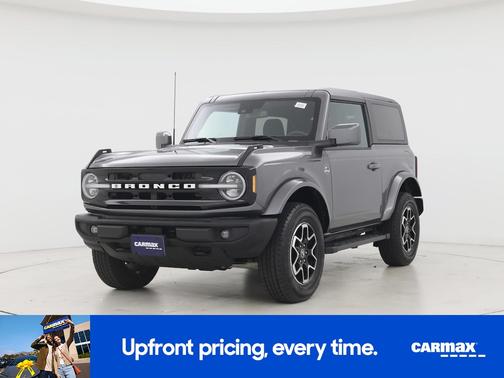 Gray 2023 Ford Bronco Outer Banks