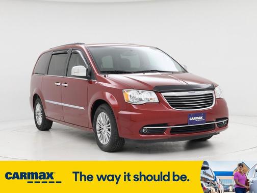 2016 Chrysler Town & Country Touring L