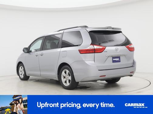 2016 Toyota Sienna LE
