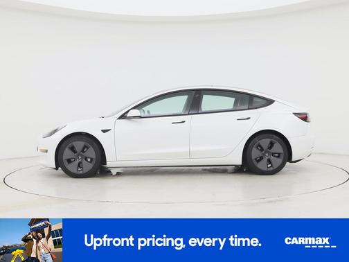 White 2022 Tesla Model 3