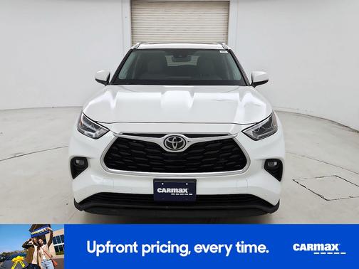 Pearl 2021 Toyota Highlander Limited