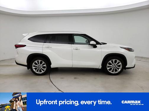 Pearl 2021 Toyota Highlander Limited