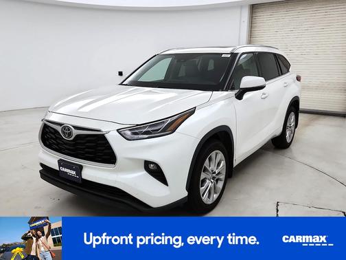 Pearl 2021 Toyota Highlander Limited
