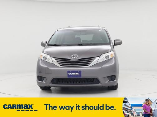 2015 Toyota Sienna LE