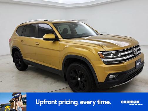 Yellow 2018 Volkswagen Atlas SE