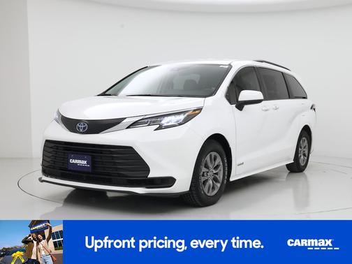 2021 Toyota Sienna LE