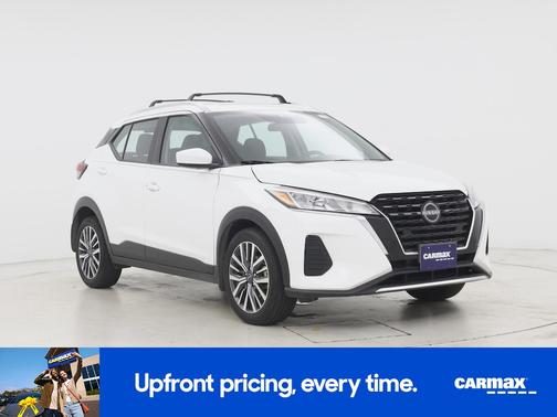 White 2024 Nissan Kicks SV
