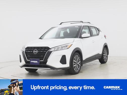 White 2024 Nissan Kicks SV