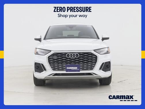 White 2023 Audi Q5 Sportback S-Line Prestige