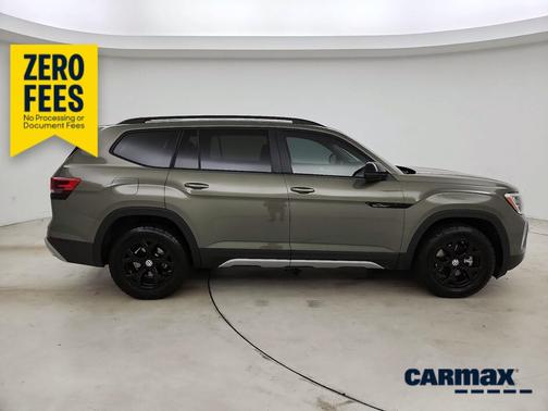 Green 2024 Volkswagen Atlas Peak Edition SE w/Tech