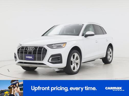 White 2021 Audi Q5 Premium Plus