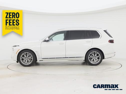 White 2025 BMW X7 xDrive40i
