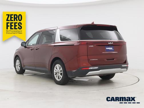 Red 2024 Kia Carnival LX