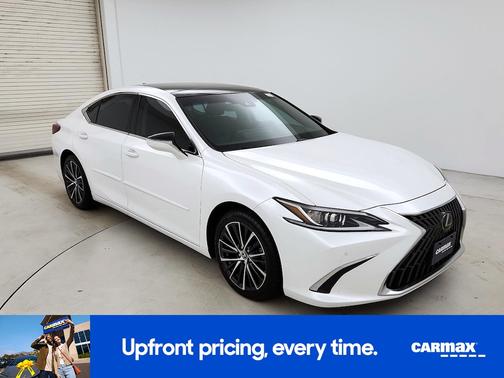 White 2023 Lexus ES 350 Luxury