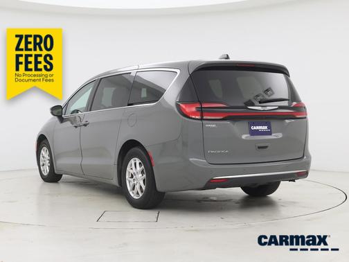 Gray 2023 Chrysler Pacifica Touring L