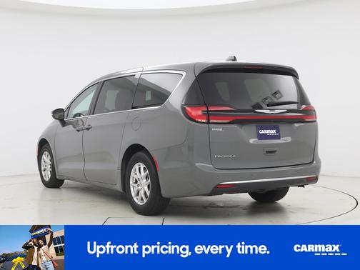 Gray 2023 Chrysler Pacifica Touring L
