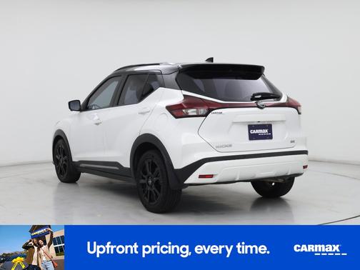 2022 Nissan Kicks SR