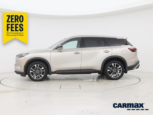 Tan 2023 INFINITI QX60 Luxe